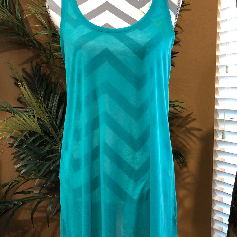 SLEEVELESS DRESS